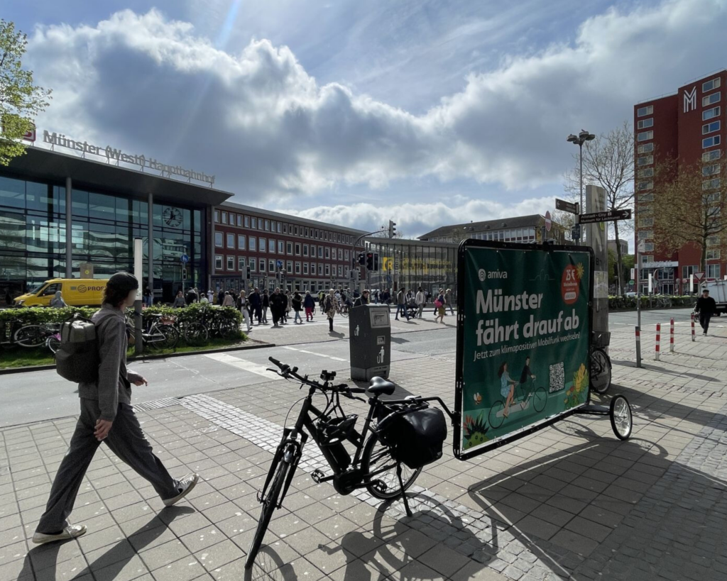 Bike advertising in Münster with XXL trailer