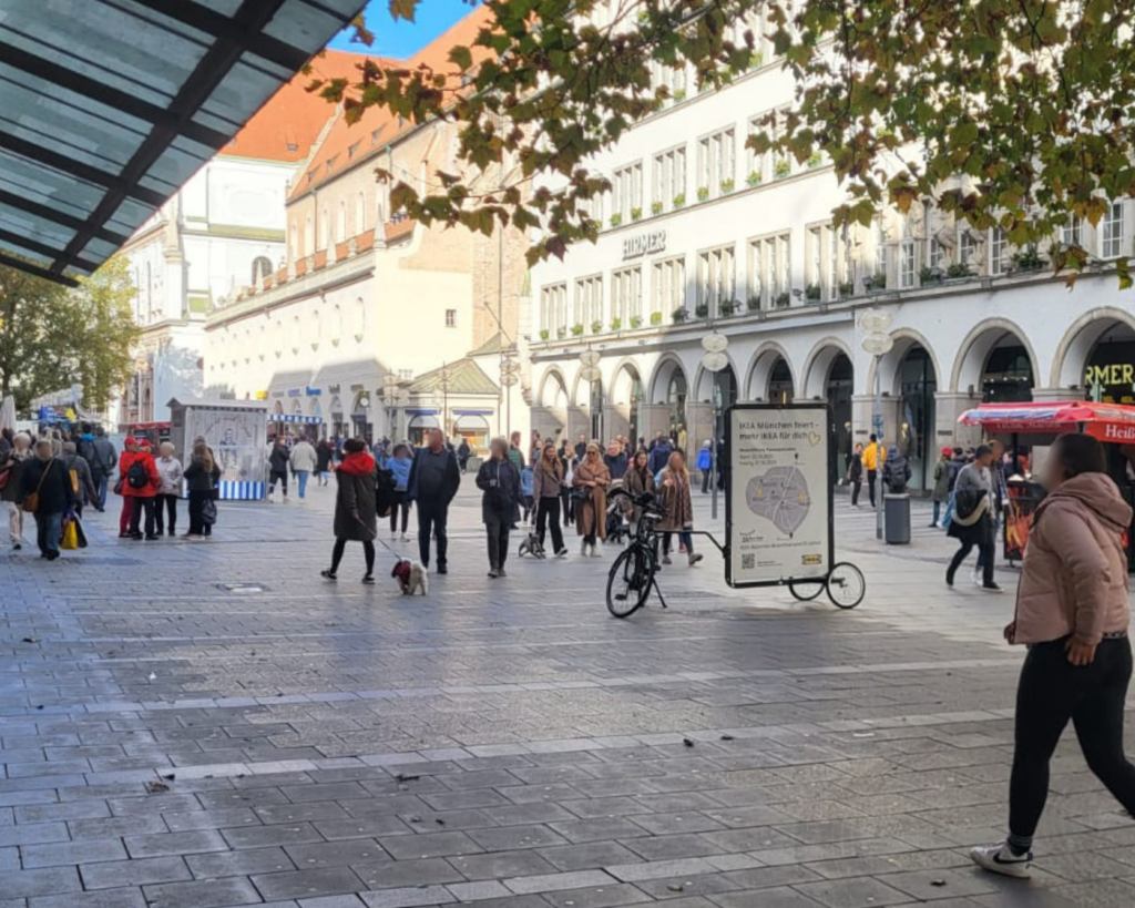 Bike advertising in Munich ensures many visual contacts