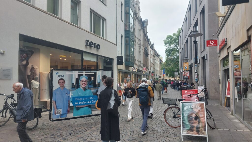 Bei der Fahrradwerbe-Kampagne werden viele Sichtkontakte erreicht, wie beispielsweise bei der Recruitingkampagne vom Universitätsklinikum Münster