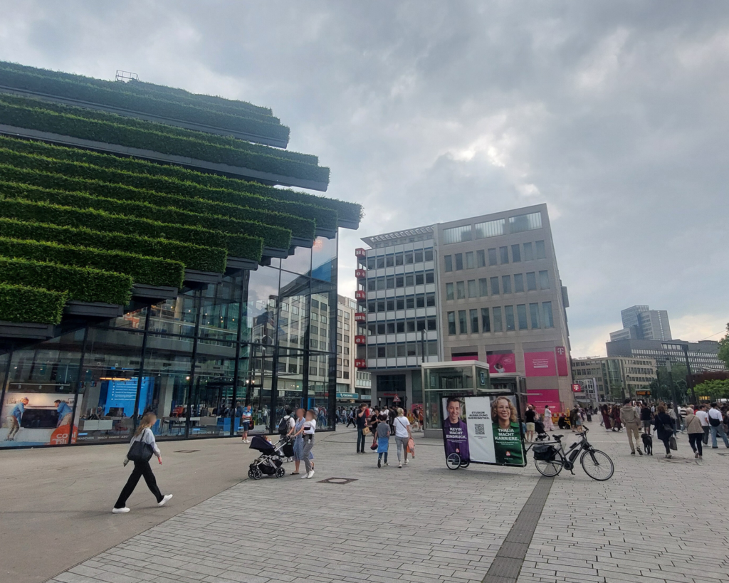 Fahrradwerbung im Zentrum von Düsseldorf