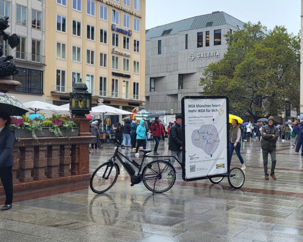 Fahrradwerbung in München mitten in der Innenstadt