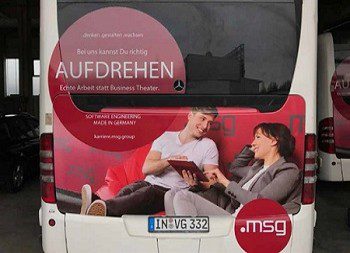 Verkehrsmittelwerbung als Heckfolierung